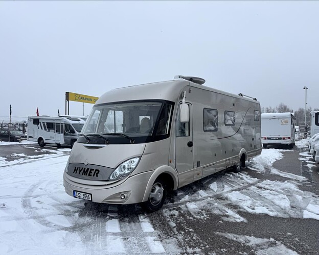 Hymer, S 830