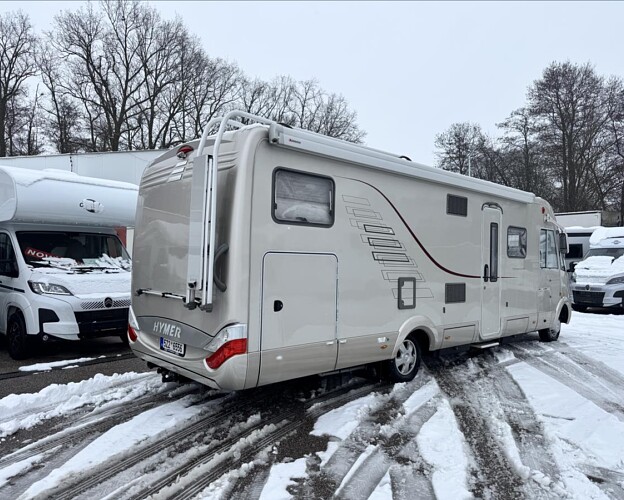 Hymer, S 830