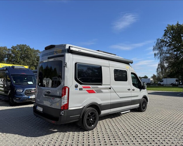 LMC, 2,0 Innovan 590 TDCi obytný automobil
