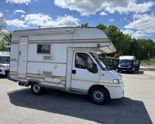 Eura Mobil, 2,5  TDi obytný automobil