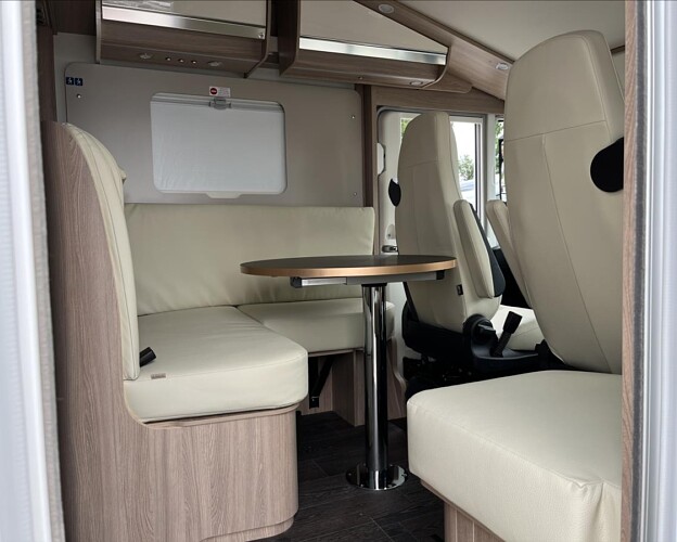 Laika, Ecovip H2109