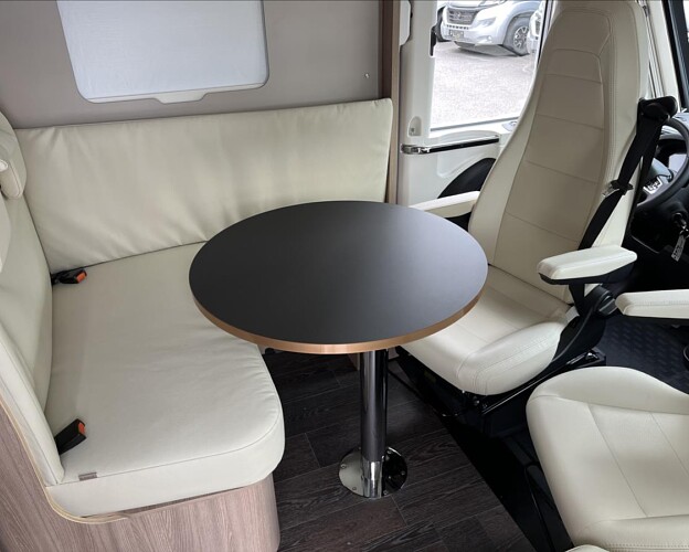 Laika, Ecovip H2109