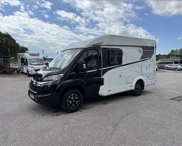 Carado, 2,2 V 132 HDi obytný automobil