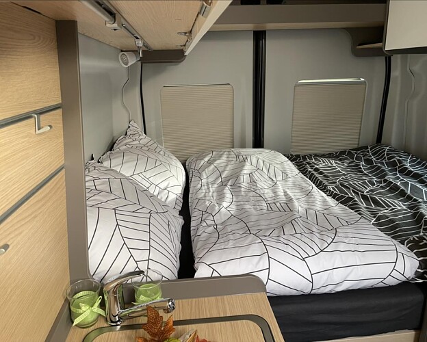 LMC, 2,0 Innovan 590 TDCi obytný automobil