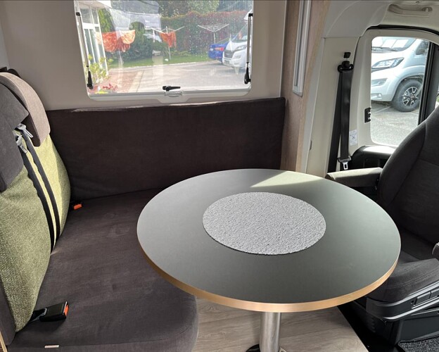 Laika, Ecovip, 2,2 L 3009 MJTD obytný automobil