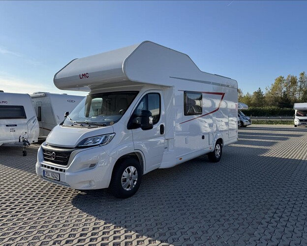LMC, 2,2 A690 MJTD obytný automobil