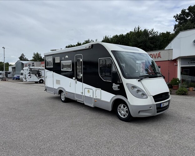 Adria, 2,5 Vision 707SG Dci obytný automobil