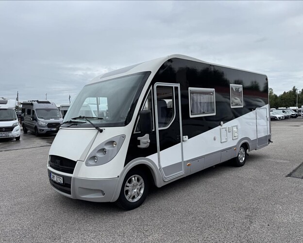 Adria, 2,5 Vision 707SG Dci obytný automobil