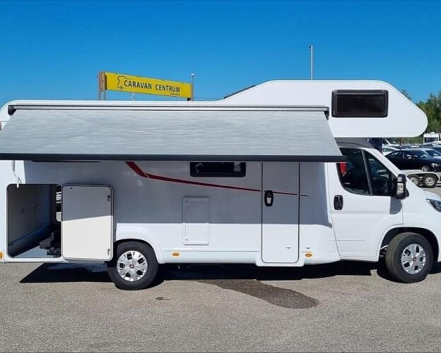 LMC, 2,2 A690 MJTD obytný automobil