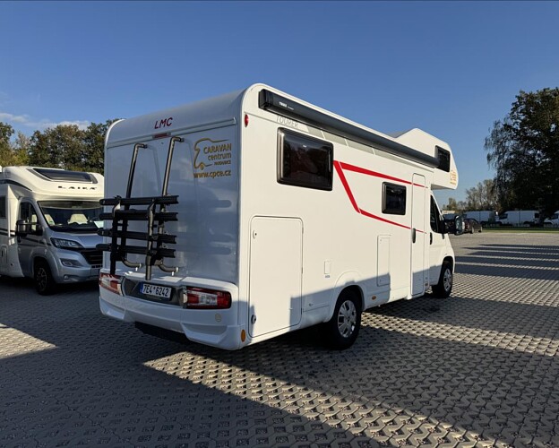 LMC, 2,2 A690 MJTD obytný automobil