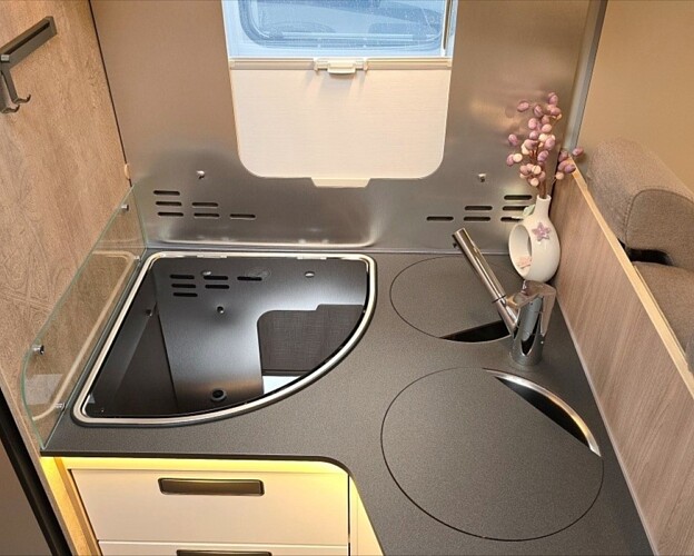 Laika Ecovip, L 3010 - MY25