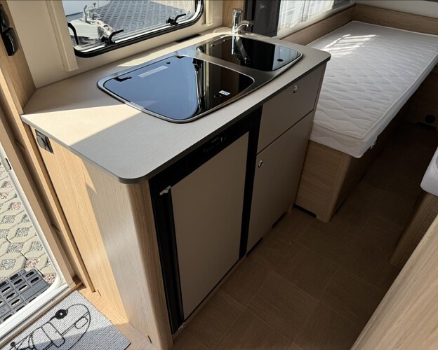 LMC, Sassino 460E